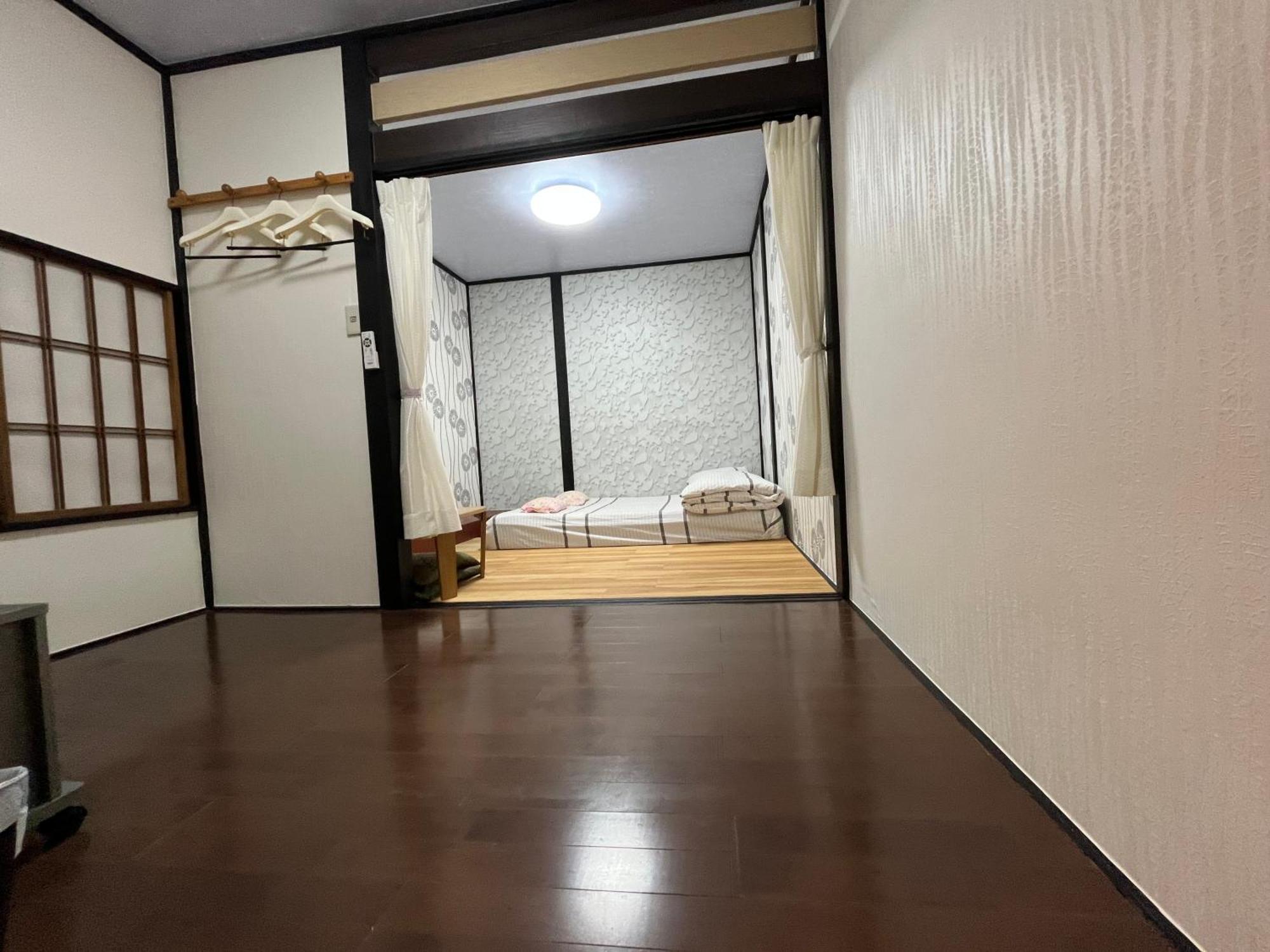 Lucky Hotel — Photos 3